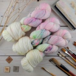 ULA vlna na pletenie ručne farbená jemné merino fingering Woolento pastel