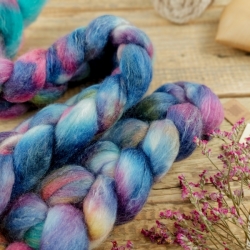 Burgundy Blue wool roving for hand spinning, blend of wool and tencel 