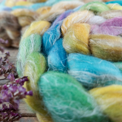 BEIGE/ BLUE/ VIOLET, wool roving for hand spinning, merino and flax linen blend