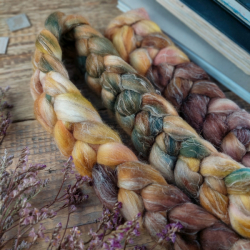 HONEY/ OCHRE/ BROWN, wool roving for hand spinning, merino and flax linen blend