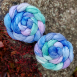 LILA/ BLUE/ MINT, wool roving for hand spinning, blend of wool and tencel