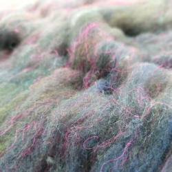 Art Batt No.17, merino wool with glitttery nylon, Woolento 