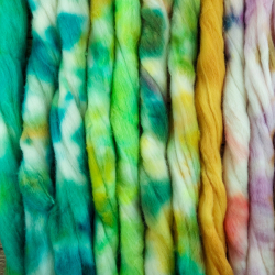 Lucky bag XL SPRING, color mix of wool for spinning or felting