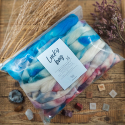 Lucky bag XL WINTER, color mix of wool for spinning or felting