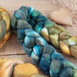 Green / Petrol / Ochre  - wool roving for hand spinning, blend of wool and tencel 